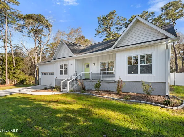 3150 River Hills Drive SW, Shallotte, NC 28470