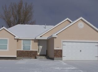 1580 N Indian Hollow Dr, Ammon, ID 83401