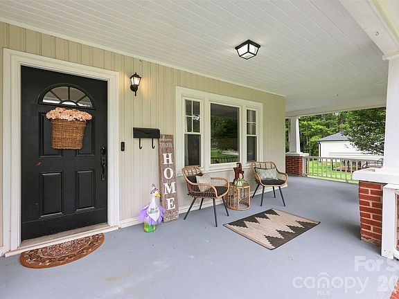 2nd image of 208 Barron Park