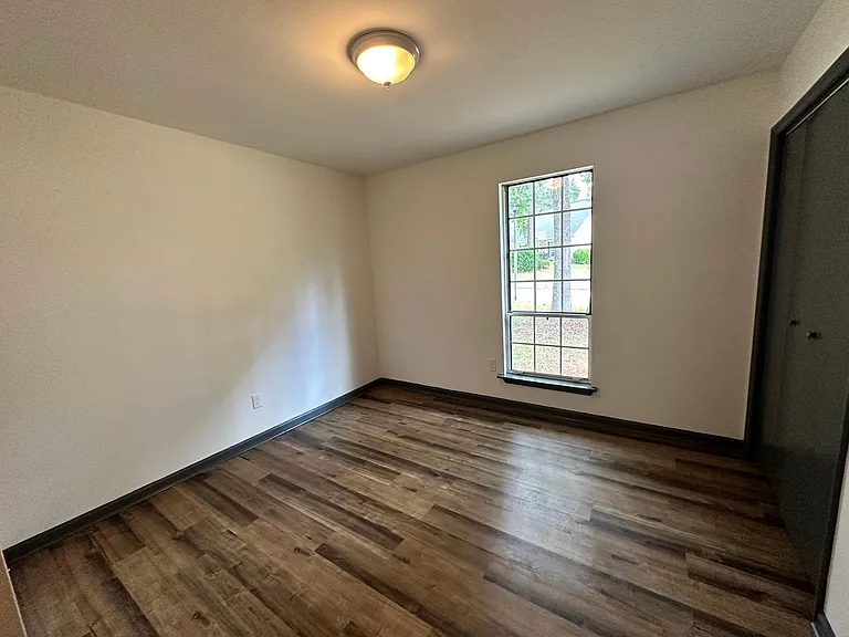 568 Fairfield Way — Photo 15