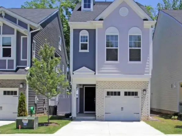 1351 Brown Velvet Ln, Apex, NC 27523