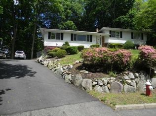237 Bartholf Ave, Pompton Lakes, NJ 07442