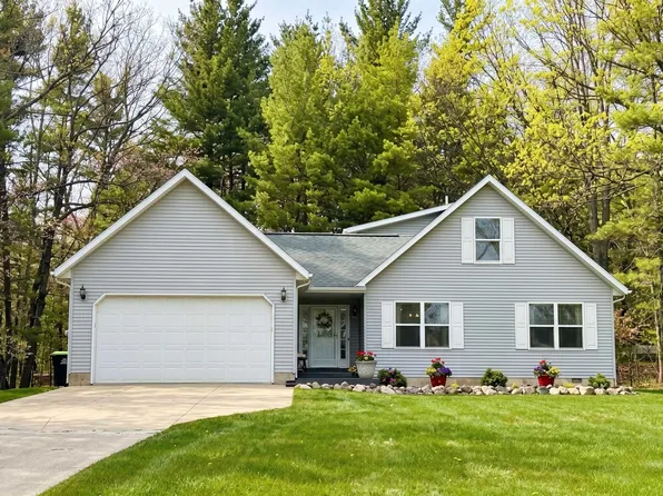 5019 Kings Way, Gladwin, MI 48624