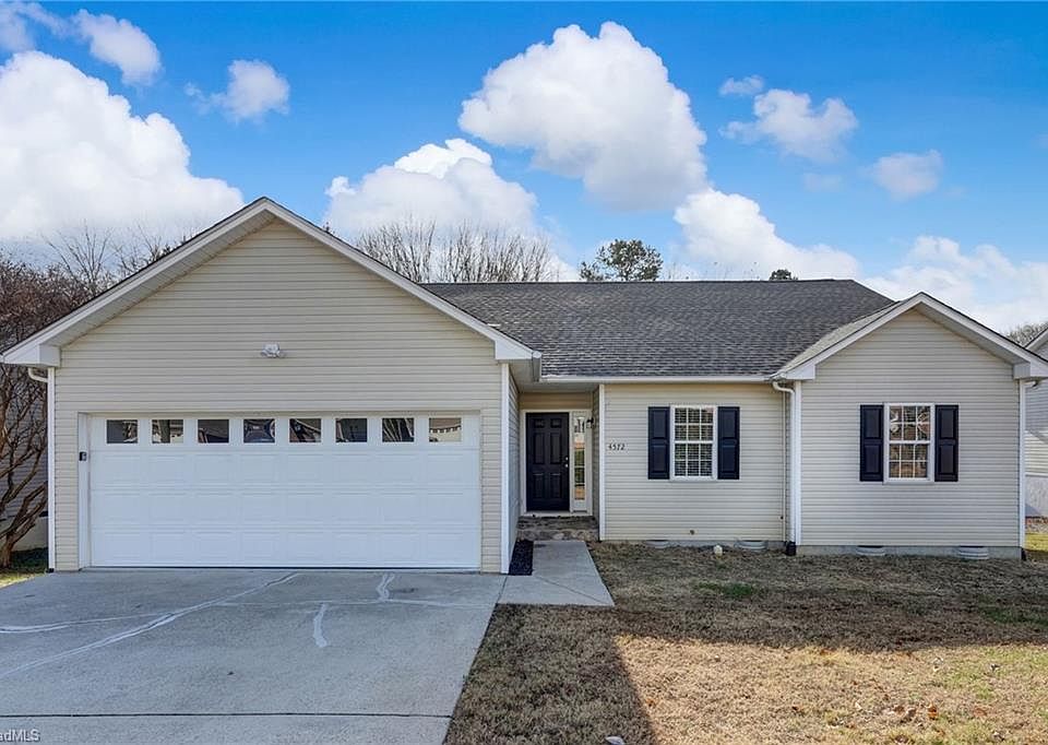 1st image of 4572 Bottoms Rock Ln
