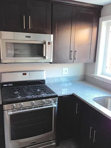 133 Stanton Ct W Photo 1