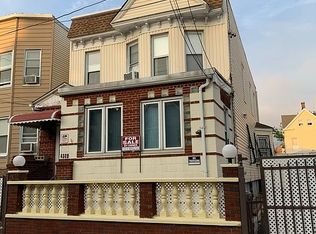 1528 Commonwealth Ave, Bronx, NY 10460