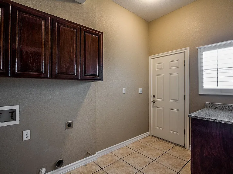 536 Via De Los Arboles — Photo 11