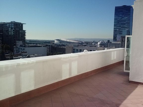 3rd image of 409 W Olympic Blvd APT 711