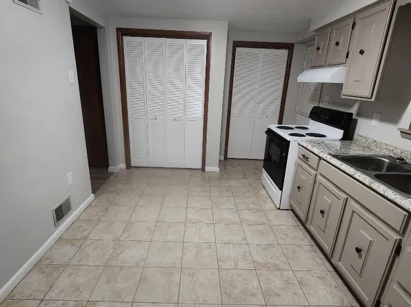 205 Greenside Ave, Canonsburg, PA 15317