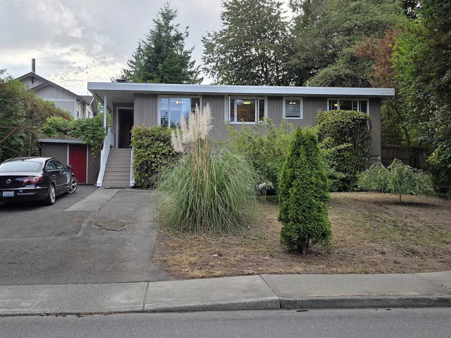 927 108th Ave SE — Photo 1