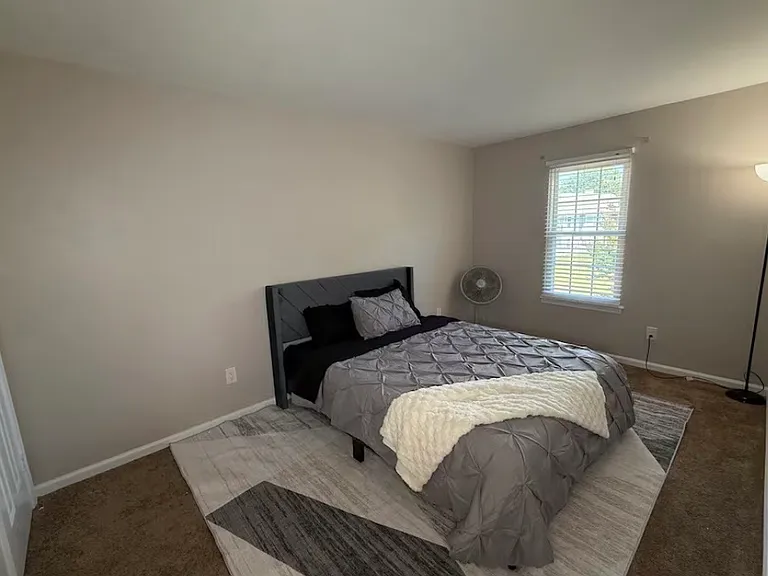 929 Still Harbor Cir — Photo 3