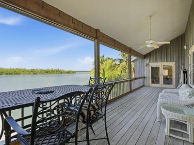 230 Harbor Pl N, Goodland, FL, 34140