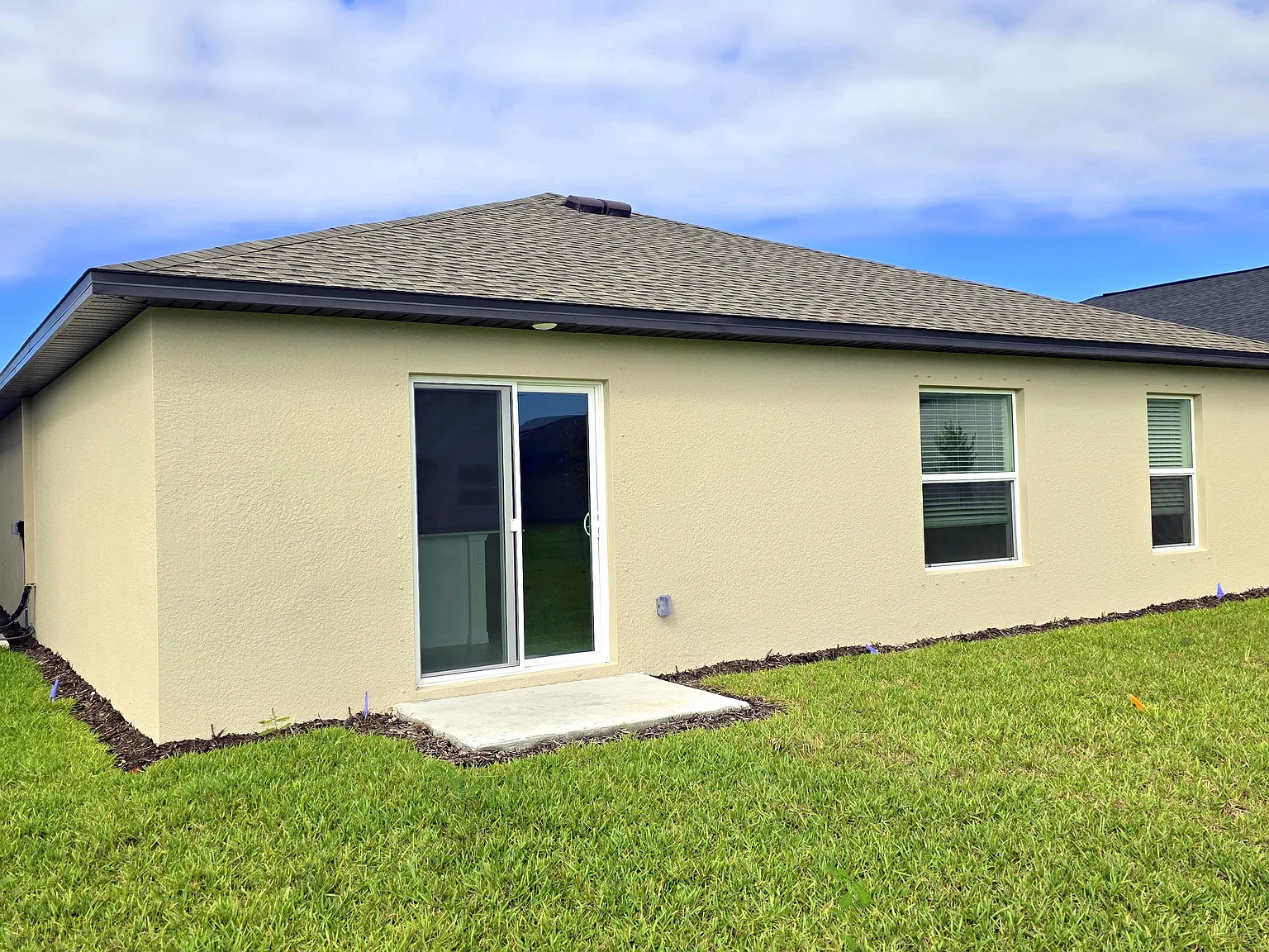 3 bed, 1484 sqft, $1,750 — Photo 3