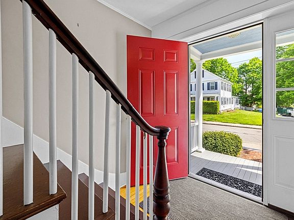 5th image of 14 Parkman St