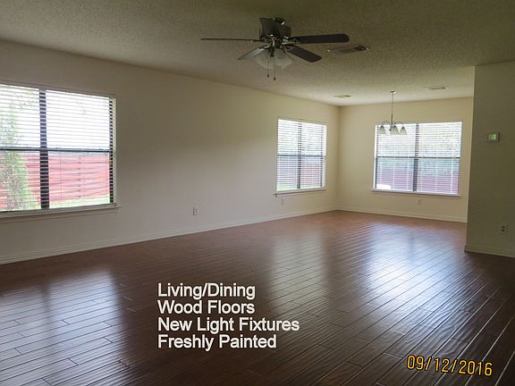 2nd image of 412 Ashley Park
