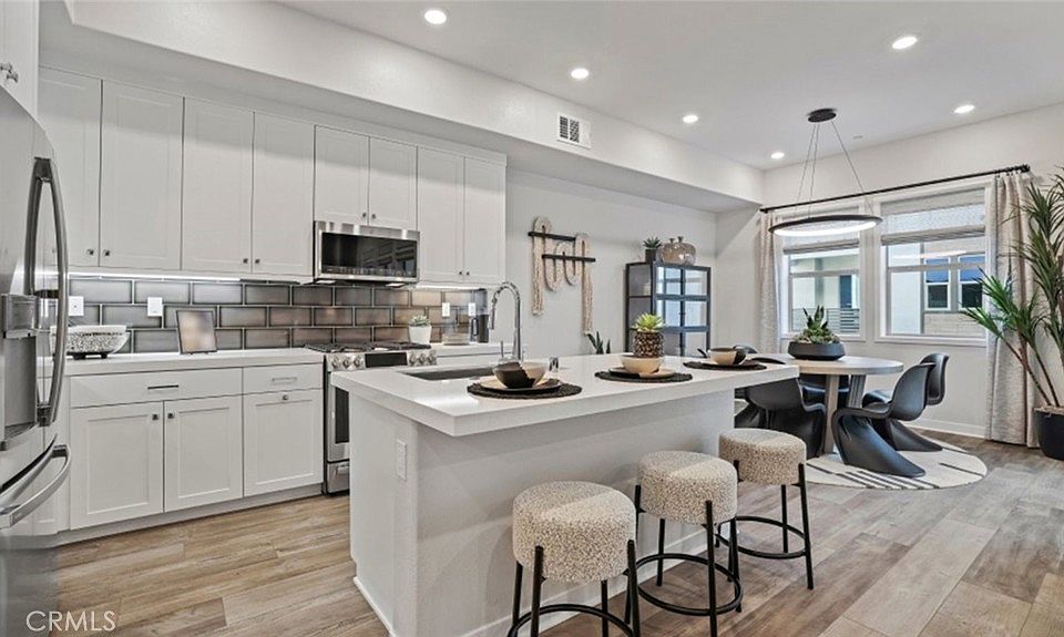 1st image of 1468 Poppy Ct
