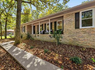 172 Hughes Cir, Laceys Spring, AL 35754