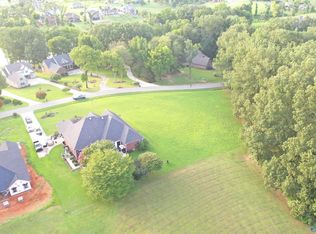 13206 Saint Andrew Dr, Athens, AL 35611