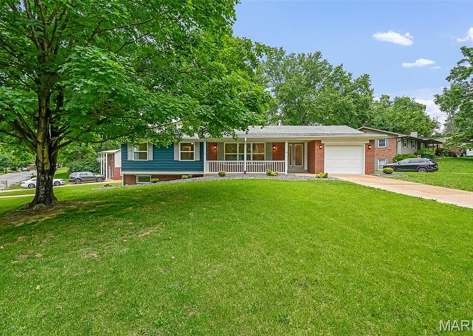 1st image of 37 Berkshire Dr