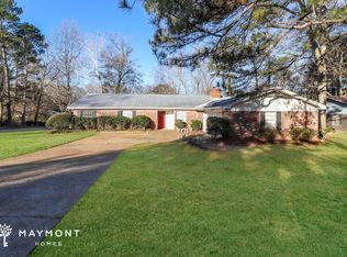 800 Dogwood Dr, Clinton, MS 39056