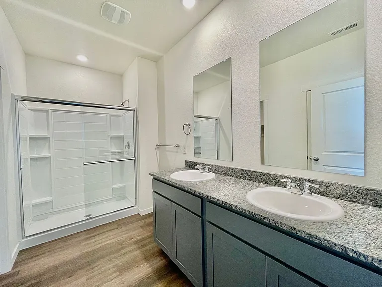 6051 Holstein Dr — Photo 10