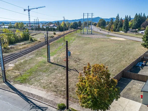 0 Poplar St, Forest Grove, OR 97116