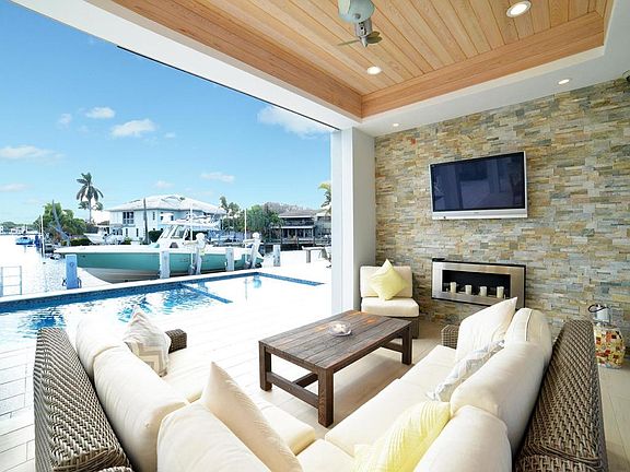 Home For Sale In Tropic Isle