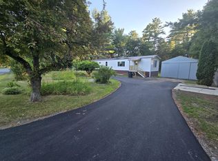 522 North Street, Hermon, ME 04401