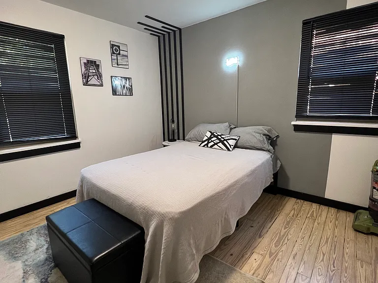 719 Washington Pl — Photo 12