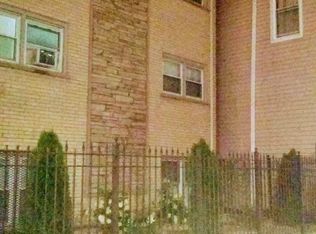 5916 W Fullerton Ave #2R, Chicago, IL 60639