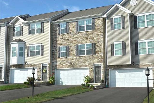 1st image of 624 Freedom Dr