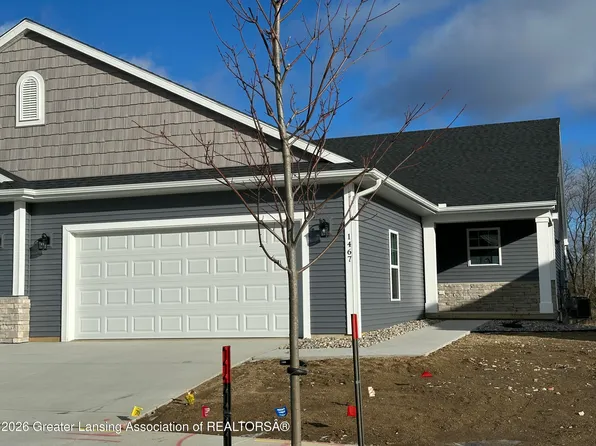 1467 Superior Dr #18, Saint Johns, MI 48879