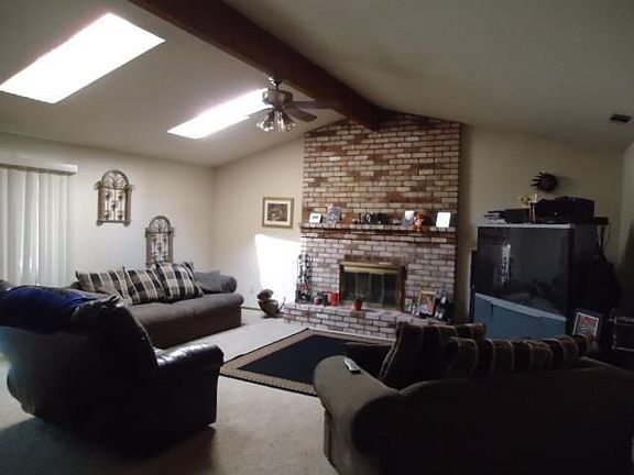 2nd image of 9743 Wintergreen Ct