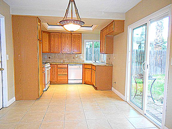 5th image of 12407 N Park Ave