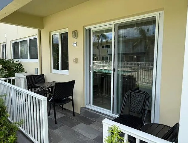 223 S Federal Hwy #17 — Photo 19