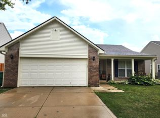 1235 Fiesta Dr, Franklin, IN 46131
