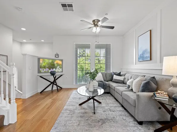 585 Montego Ter, Sunnyvale, CA 94089