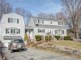 89 Main St, Townsend, MA 01469