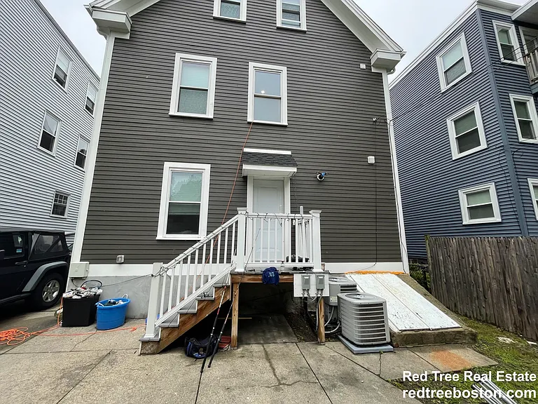 55 Saxton St #3 — Photo 12
