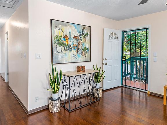3rd image of 76-6156 Plumeria Rd #1