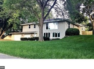 2305 W Burnsville Pkwy, Burnsville, MN 55337