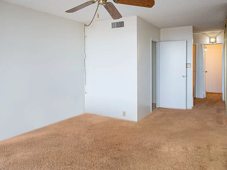 750 S Royal Crest Cir #323 — Photo 20