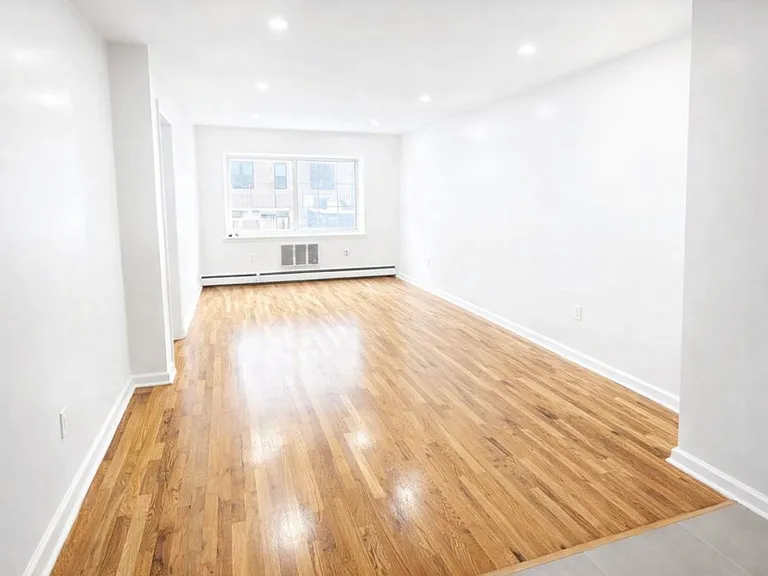 879 Elsmere Pl #3 — Photo 5