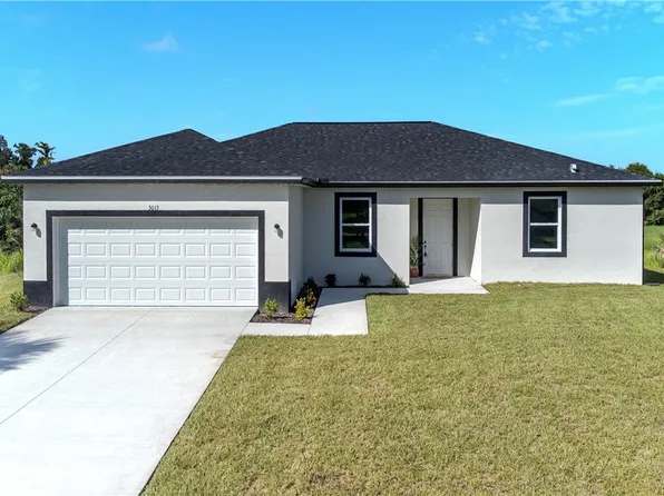 3015 NE Beechwood Cir, Labelle, FL 33935
