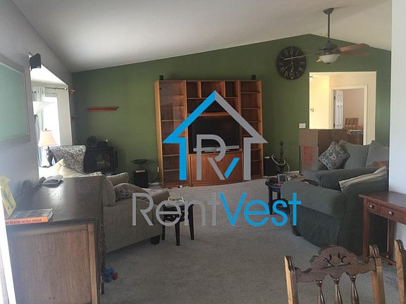 3rd image of 429 Beau Ct