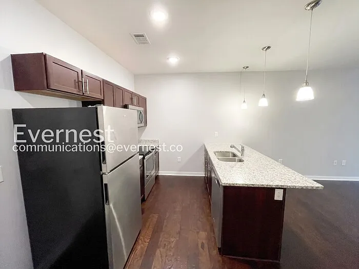 1118 Litton Ave #106 — Photo 5