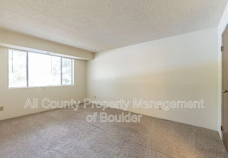 600 Manhattan Dr #5B — Photo 15