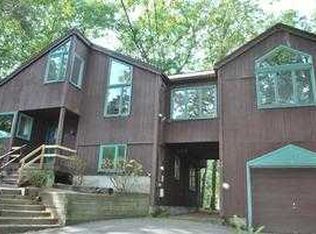 42 Reynolds Rd, Wakefield, MA 01880