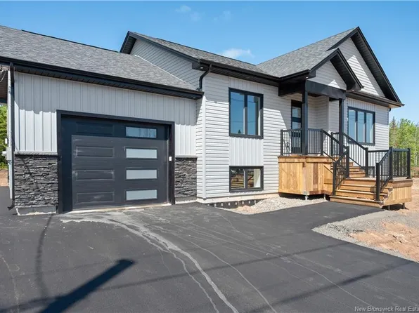 172 Carrington Dr, Riverview, NB E1B 0P4