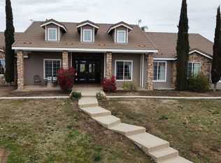 37925 Azusa St, Winchester, CA 92596